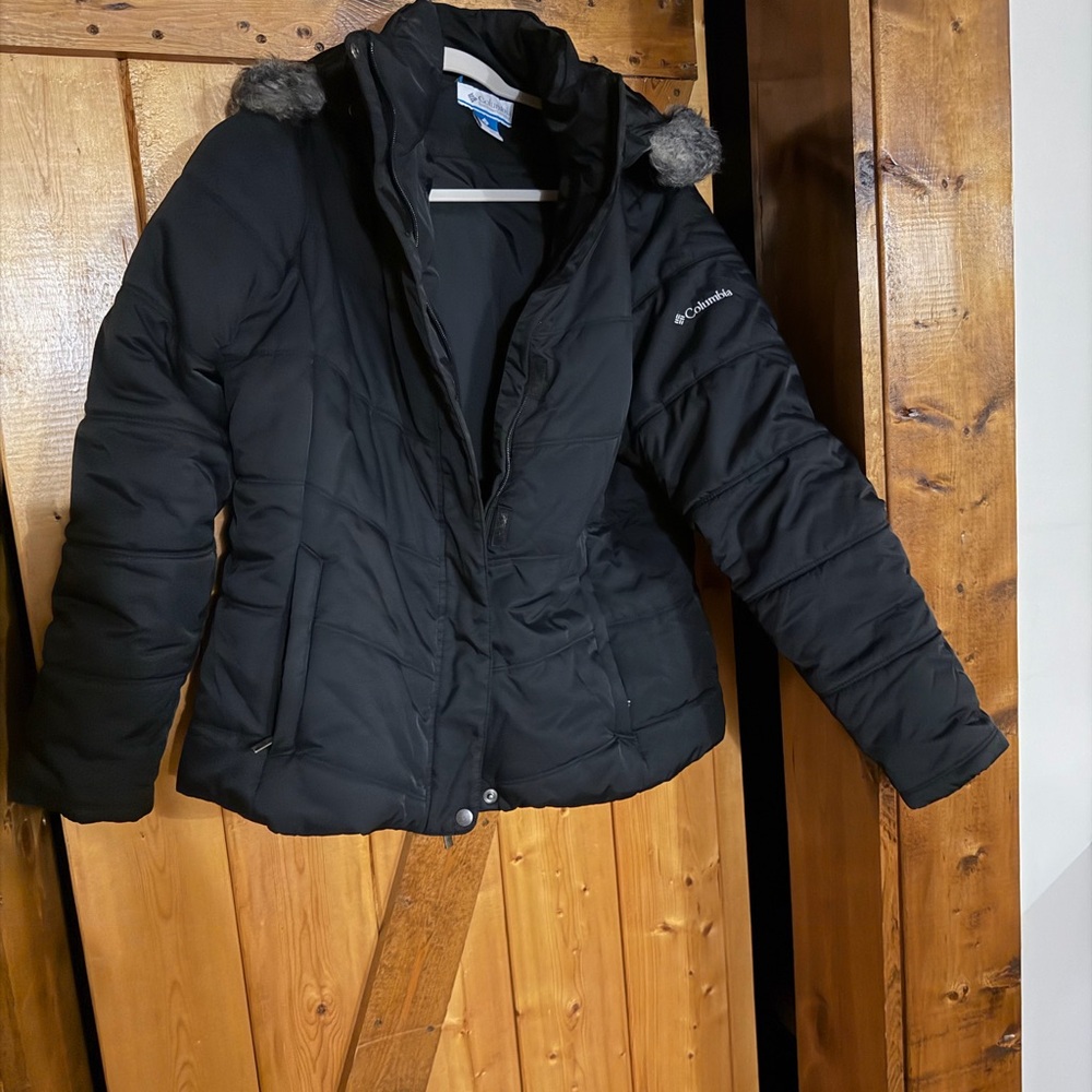 Columbia Women's Black Puffer Coat with Fur Trim